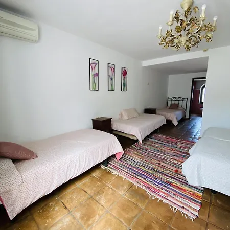 Casa Mas Molines Con Piscina, Jacuzzi Y Barbacoas. Montrás