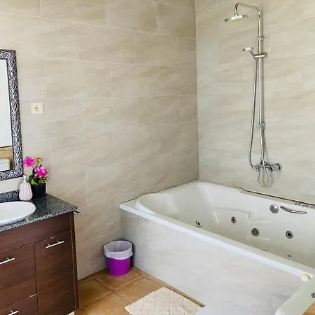Casa Mas Molines Con Piscina Jacuzzi Y Barbacoas Chalet *