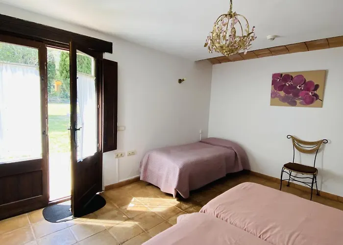 Casa Mas Molines Con Piscina, Jacuzzi Y Barbacoas. Domek alpejski Montrás