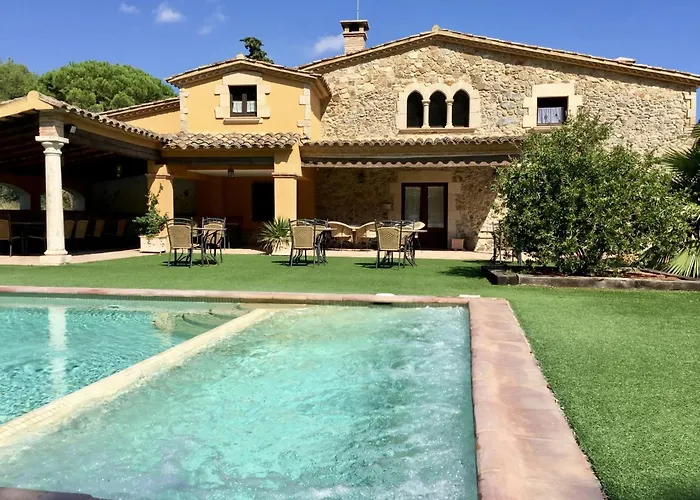 Domek alpejski Casa Mas Molines Con Piscina, Jacuzzi Y Barbacoas. Montrás