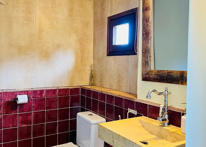 Casa Mas Molines Con Piscina, Jacuzzi Y Barbacoas. Montrás