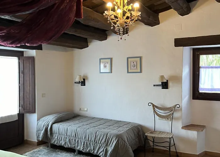 Casa Mas Molines Con Piscina, Jacuzzi Y Barbacoas. Montrás