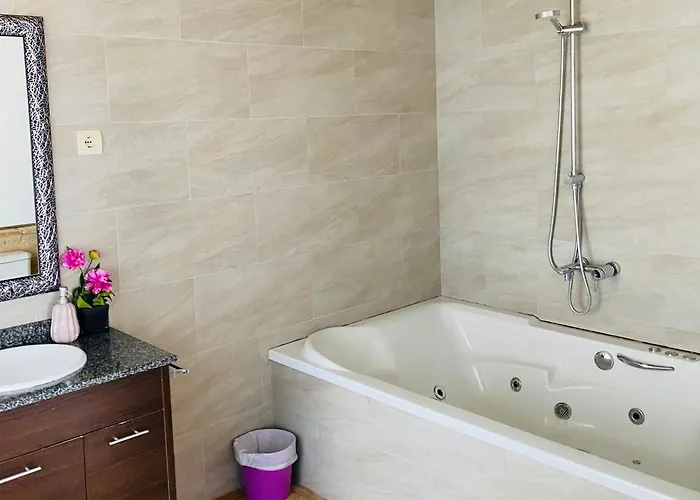 Casa Mas Molines Con Piscina, Jacuzzi Y Barbacoas. Domek alpejski *